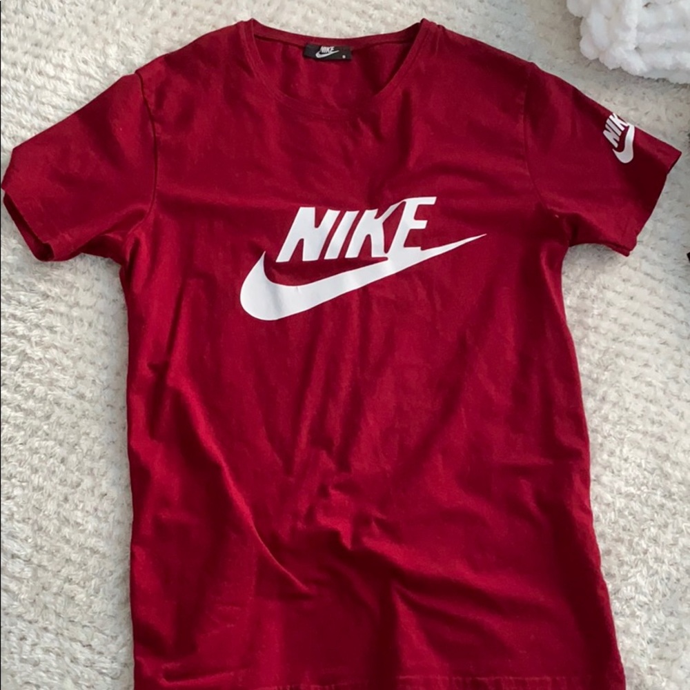 NIKE TEE SHIRT
